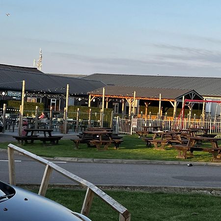 Moonstone Lymington Hotel Leysdown-on-Sea Exterior photo