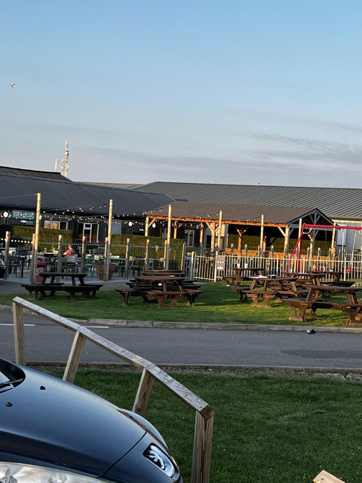 Moonstone Lymington Hotel Leysdown-on-Sea Exterior photo